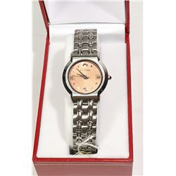 NEW ORIGINAL ROVEN DINO CALENDAR DATE WATCH