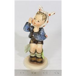 HUMMEL BY GOEBEL HM 217, TMK 2, 5 INCHES HEIGHT