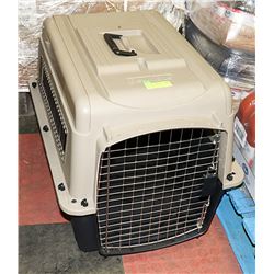 PETMATE ULTRA DOG CRATE / KENNEL 28"