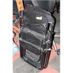 LOT OF 5 FOLDING CHAIRS