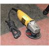 Image 1 : DEWALT 4 1/2" ANGLE GRINDER