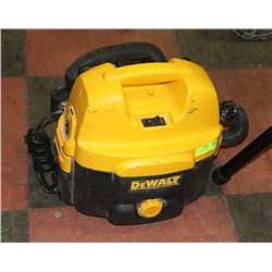 DEWALT SHOP VAC