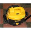 Image 1 : DEWALT SHOP VAC