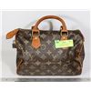 Image 1 : VINTAGE LOUIS VUITTON LV MONOGRAM PURSE REPLICA