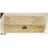 Image 1 : SHOWHOME WOODCARVED BOX