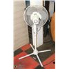 Image 1 : TALL STAND UP FAN.