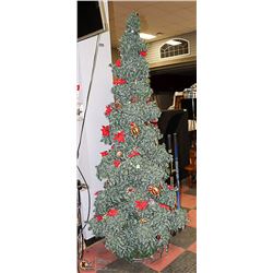 8 FOOT DECORATED CHRISTMAS TREE