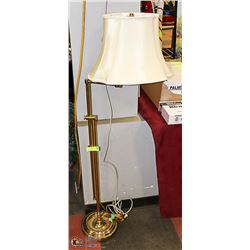 BRASS FLOOR LAMP WITH EXTENDABLE ARM