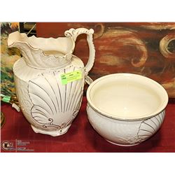 1800S GOLD TRIMMED PITCHER & CHAMBER POT (SCOTLAND