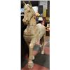 Image 3 : SOLID WOOD DECORATIVE HORSE 50" X 50" QUITE HEAVY