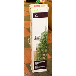 CHRISTMAS TREE IN BOX
