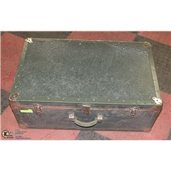 VINTAGE "NVF" BRAND FOOTLOCKER/STEAMER TRUNK