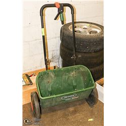 SCOTTS ACCUGREEN 3000 FERTILIZER SPREADER