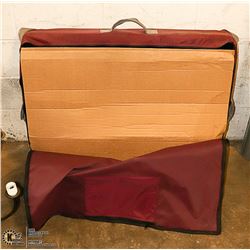 TRADESHOW DISPLAY PARTITION