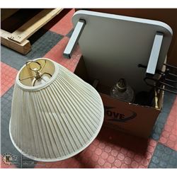 LARGE FLAT OF MISC HOUSEHOLD