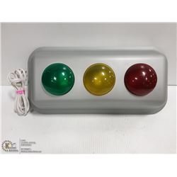 ESTATE STOPLIGHT LAMP
