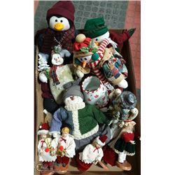 LOT OF ASSORTED CHRISTMAS DECORATIONS