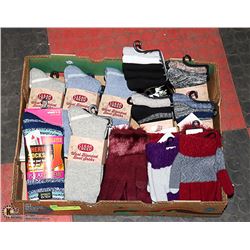 NEW 20 PAIRS LADIES SOCKS, 6 PAIR OF GLOVES