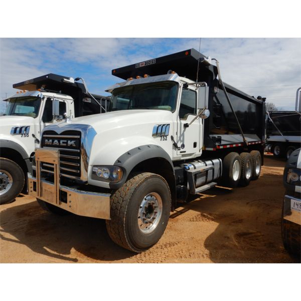 2020 MACK GR64F Dump Truck