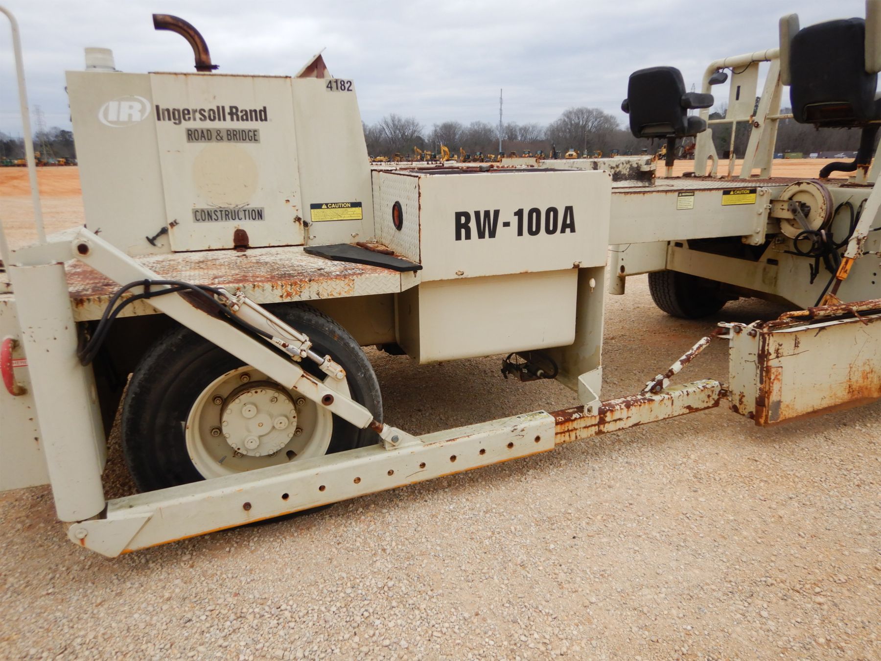Volvo Rw100a 2005 BLAW KNOX RW100A Road Widener - J.M. Wood Auction Company, Inc.