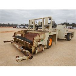 2005 BLAW KNOX RW100A Road Widener