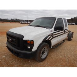 2008 FORD F250 Cab and Chassis Truck
