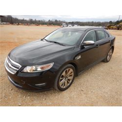 2011 FORD TAURUS Automobile