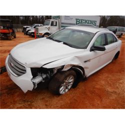 2013 FORD TAURUS Automobile