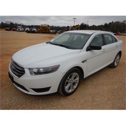 2015 FORD TAURUS Automobile