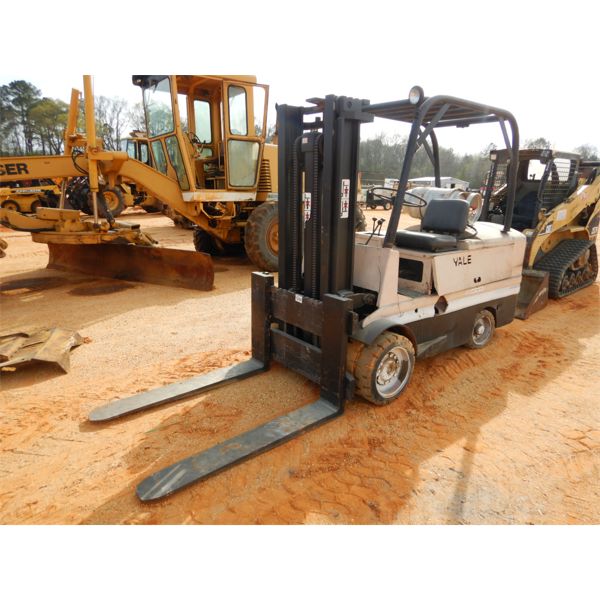 YALE L51C-100-CFS Forklift - Mast