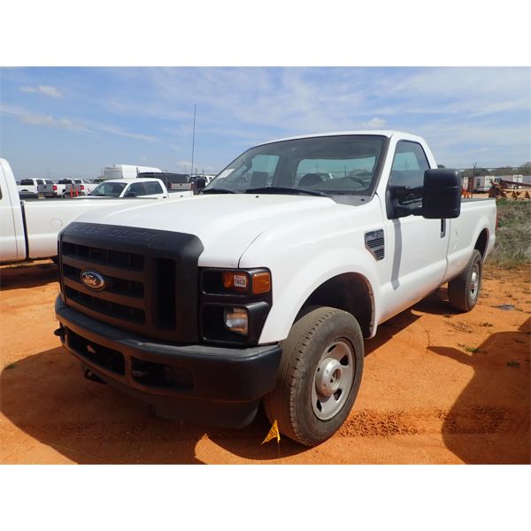 2010 FORD F250 XL Pickup Truck