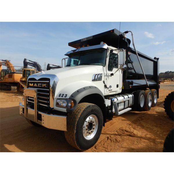 2020 MACK GR64F Dump Truck