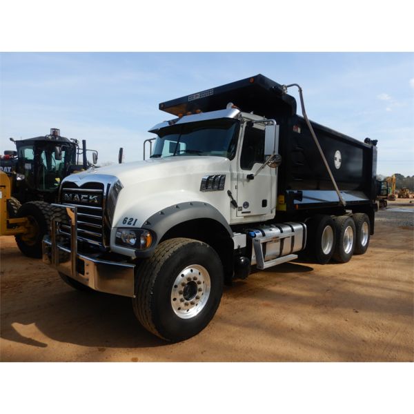 2020 MACK GR64F Dump Truck