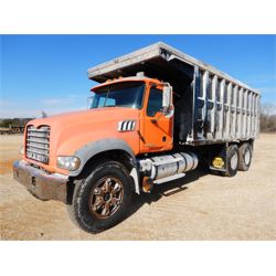 2009 MACK GU713 Dump Truck