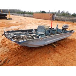 SPORTSMAN FIBERGLASS Boat