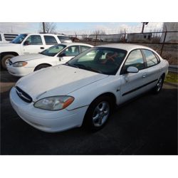 2000 FORD TAURUS Automobile