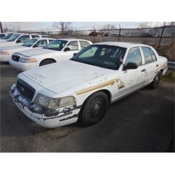 2004 FORD CROWN VICTORIA Automobile