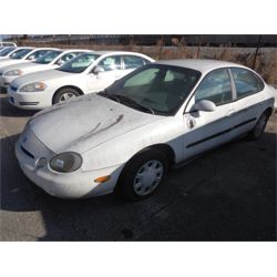 1997 FORD TAURUS Automobile