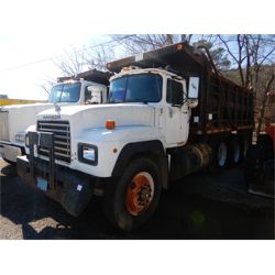 1993 MACK RD690S Dump Truck