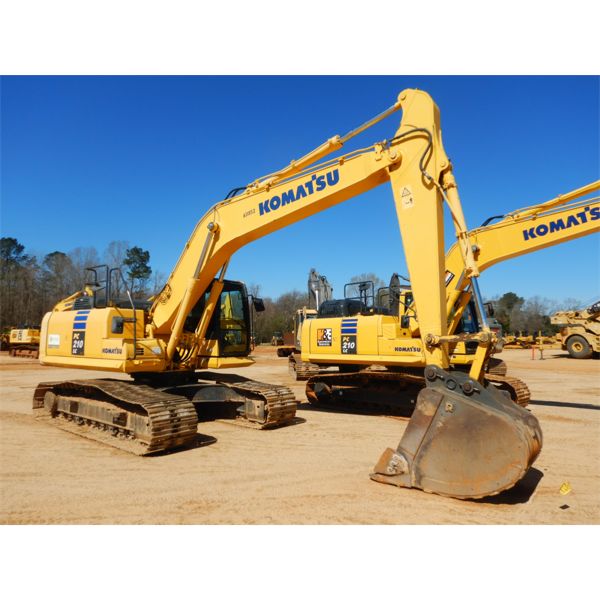 2015 KOMATSU PC210LC-10 Excavator
