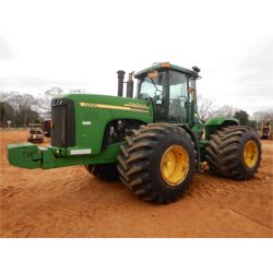 2002 JOHN DEERE 9520 Scraper Tractor