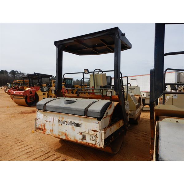 2001 INGERSOLL RAND DD-110HF Roller