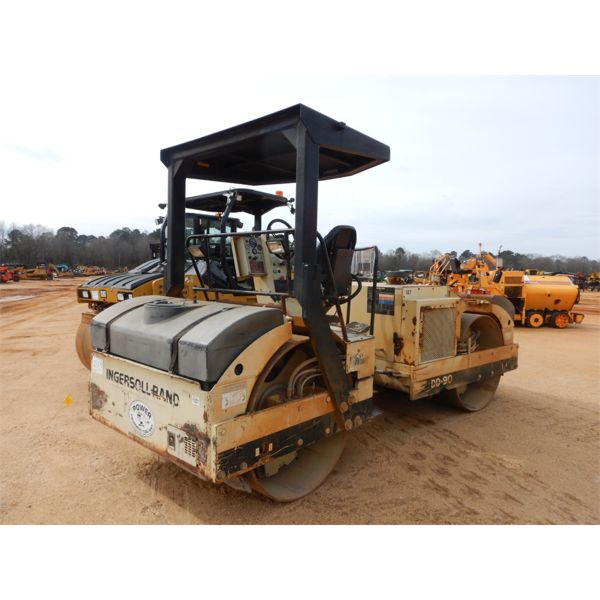 2000 INGERSOLL RAND DD-90 Roller