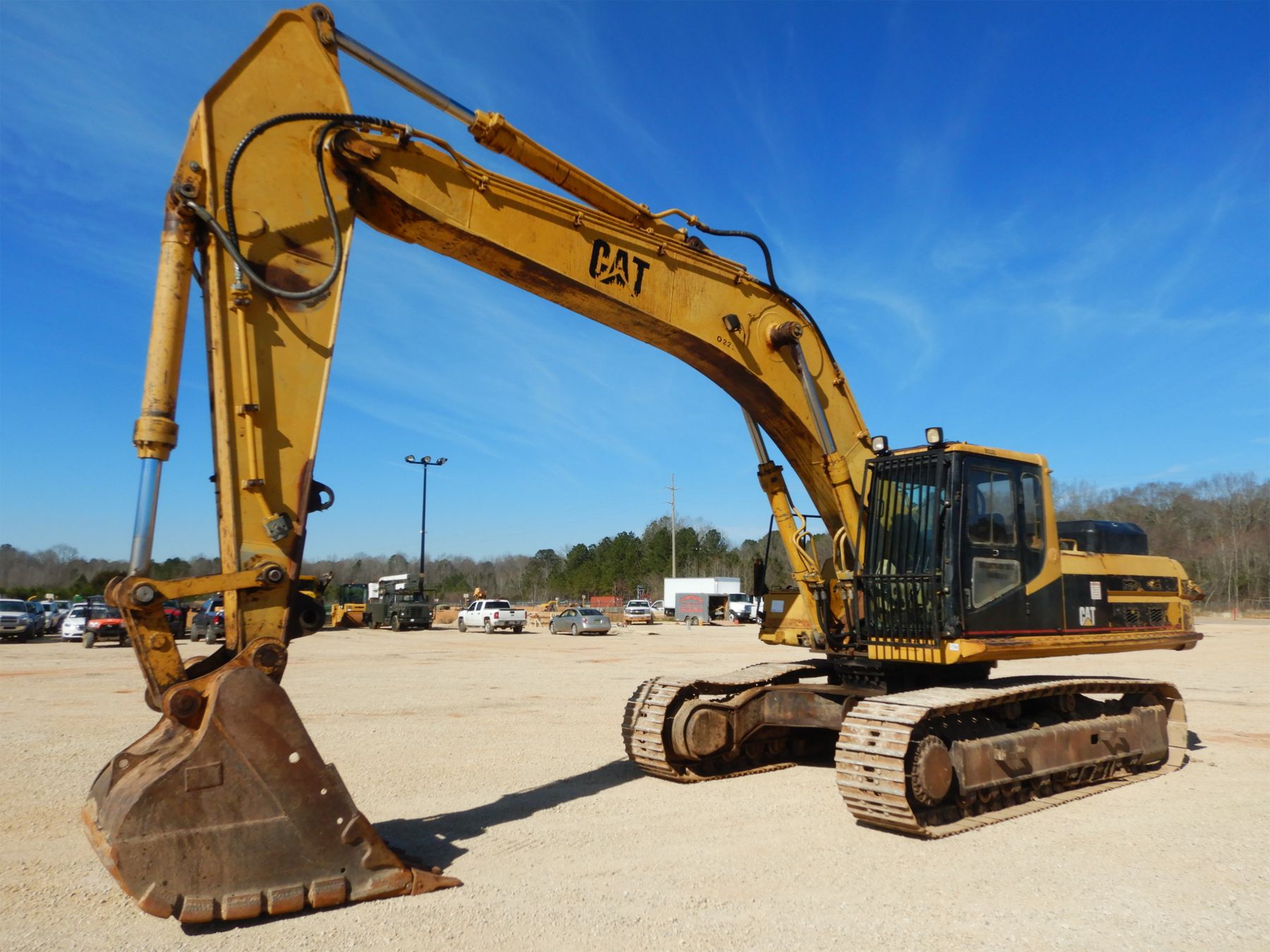 1992 CAT 330L Excavator J.M. Wood Auction Company, Inc.