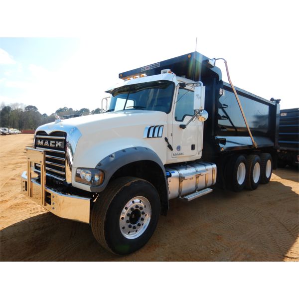 2017 MACK GU713 Dump Truck