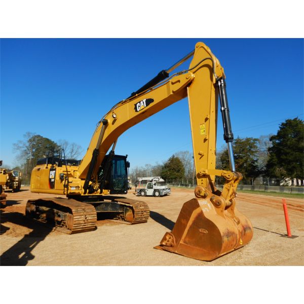 2015 CAT 349FL Excavator