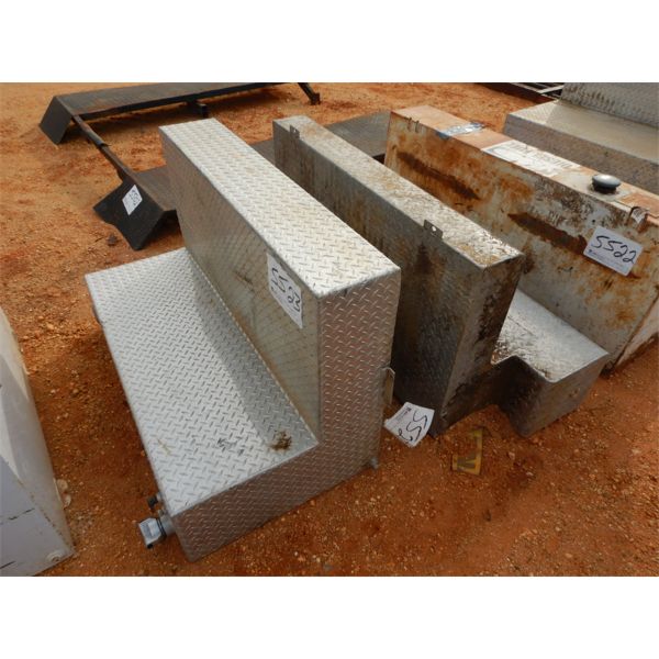 (2) aluminum fuel tanks