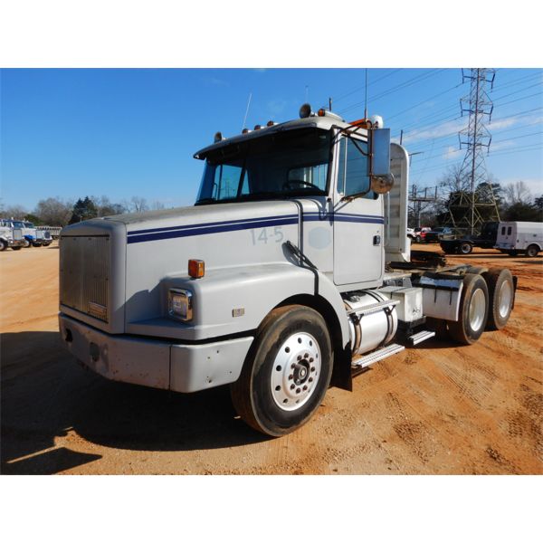 1995 VOLVO WG64T Day Cab Truck