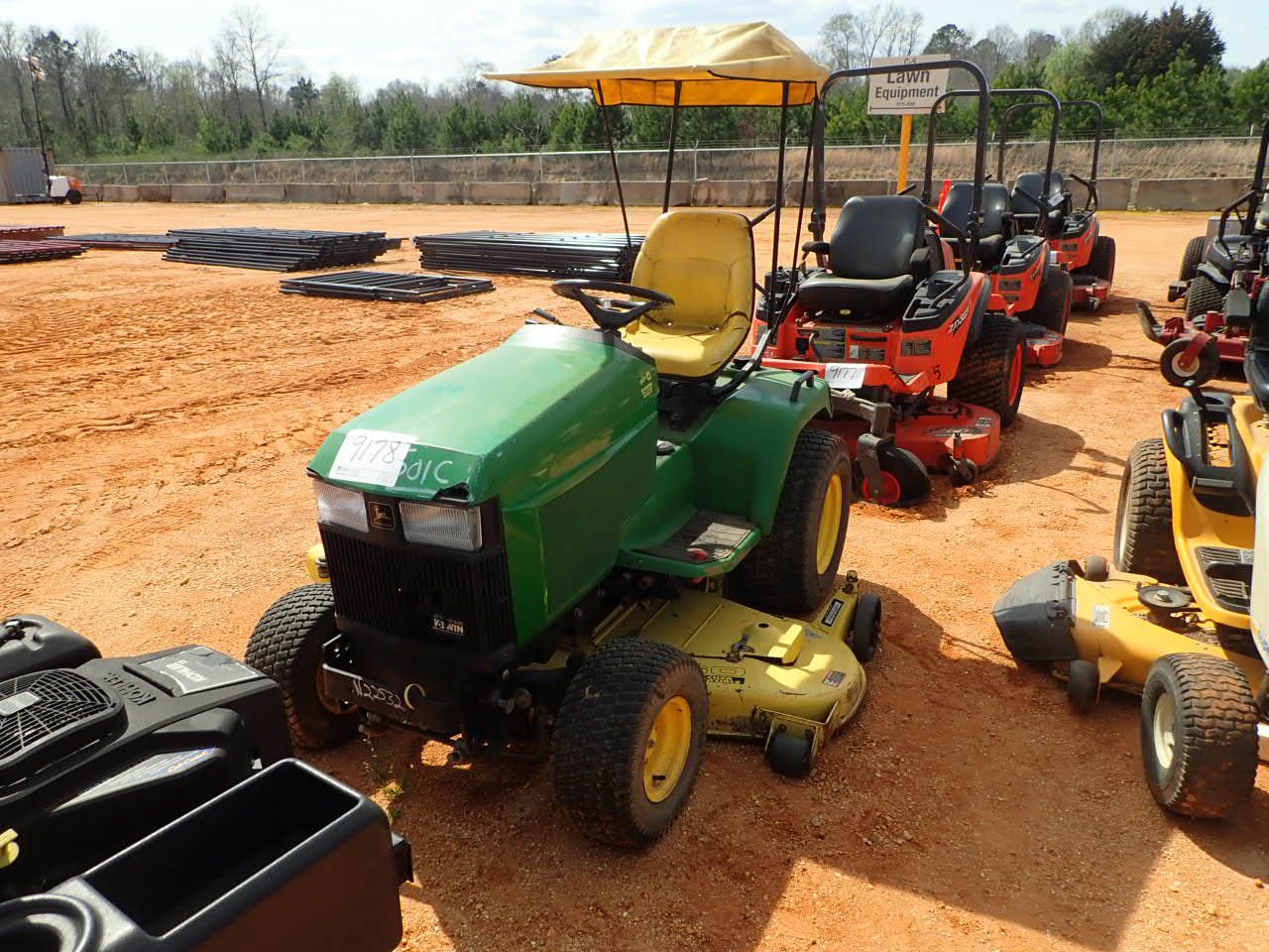 JOHN DEERE 445 Lawn Mower - J.M. Wood Auction Company, Inc.