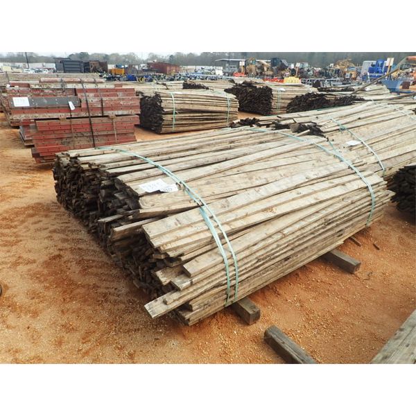 (1) bundle of 1x4x8 reclaimed kill dry southern yellow pine
